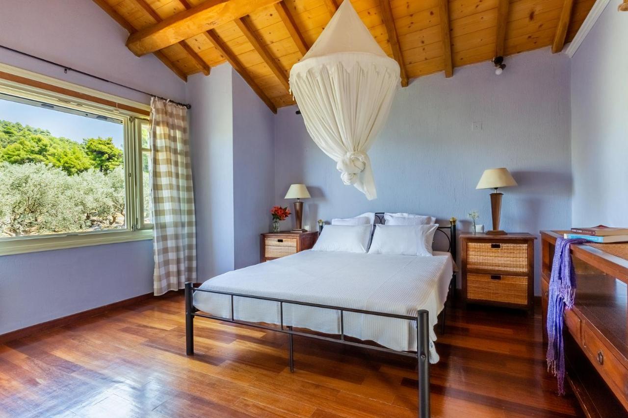 Villa Jasmine สโกเปลอสทาวน์ ภายนอก รูปภาพ